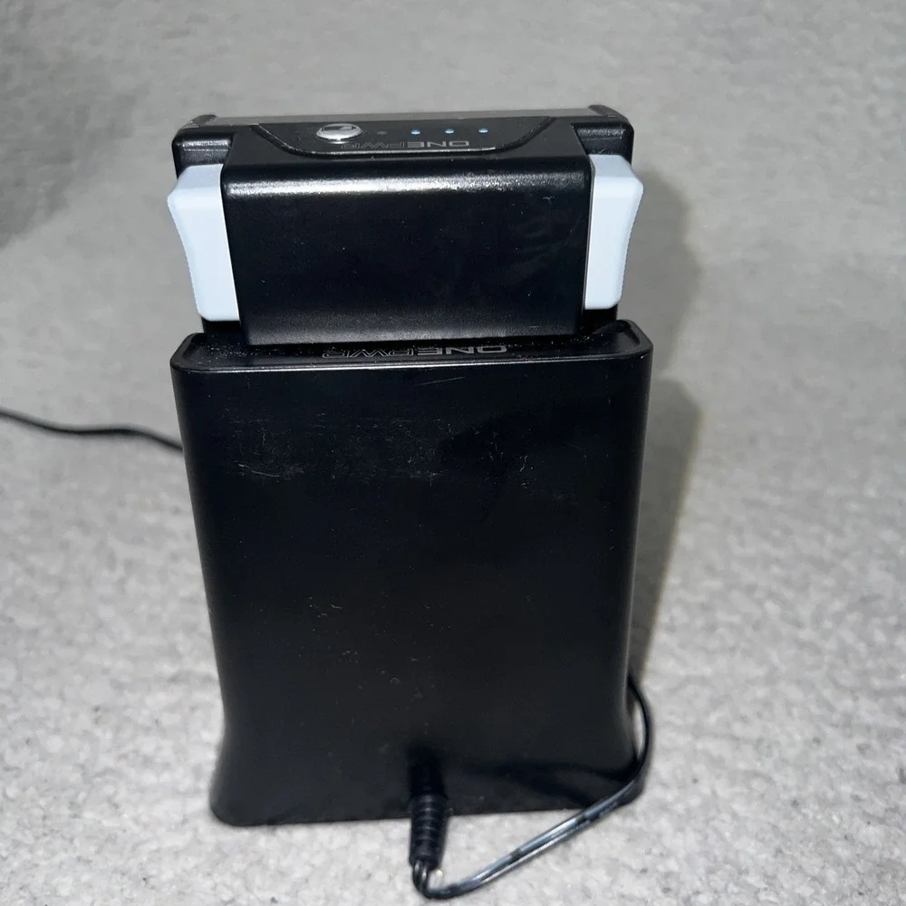Hoover Onepwr 2.0 Lithium Ion Battery Charging Dock with‎ Adapter BH15030